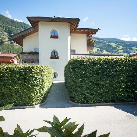 Obetzhofer By Interhome شقة Aschau Im Zillertal